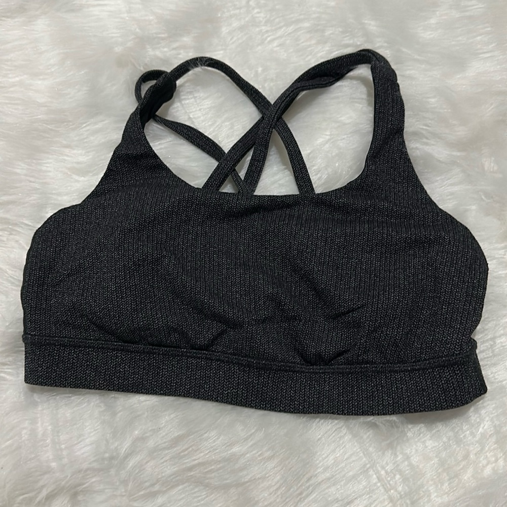 Lululemon energy bra in black size 6